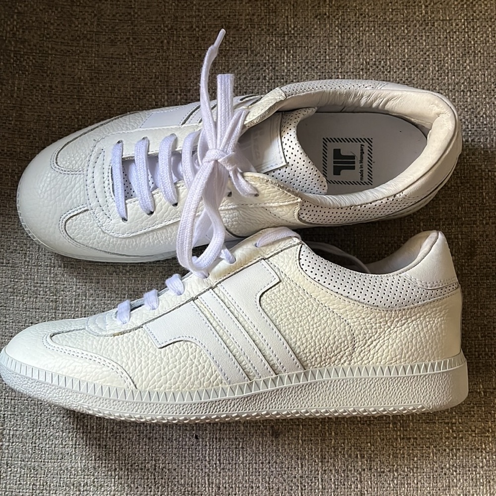 White Leather Women's Lace-Up Sneaker
